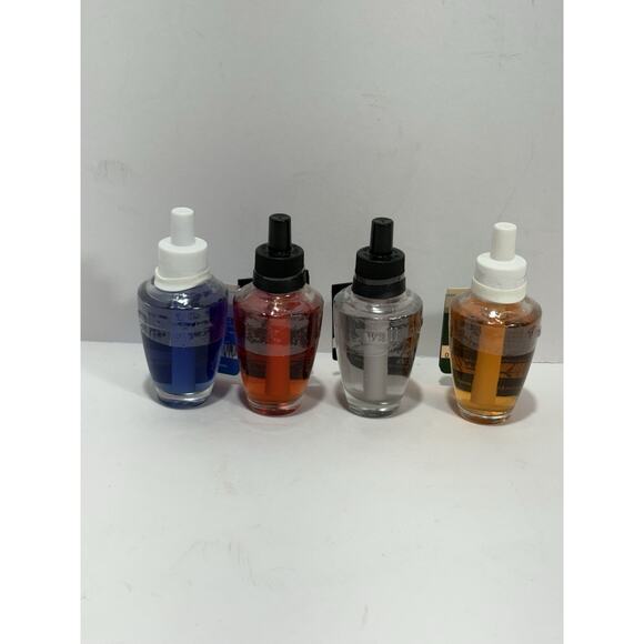 BATH & BODY WORKS WALLFLOWERS REFILL Laundry Day Flannel Watermelon Christ Lot 4 - Picture 2 of 4